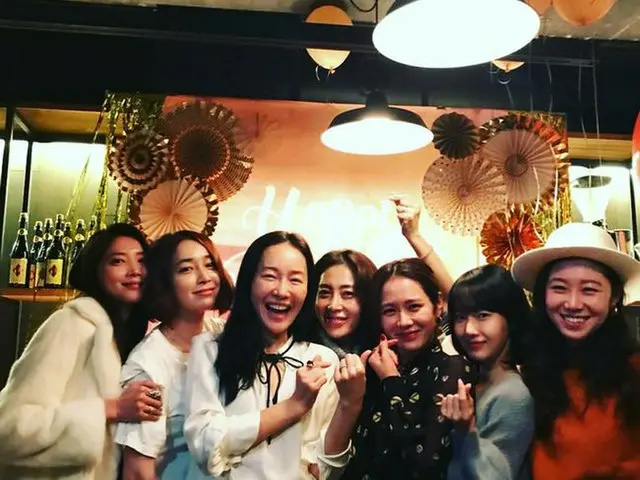 Korean top actresses gathered at birthday party of actress Son Ye Jin!