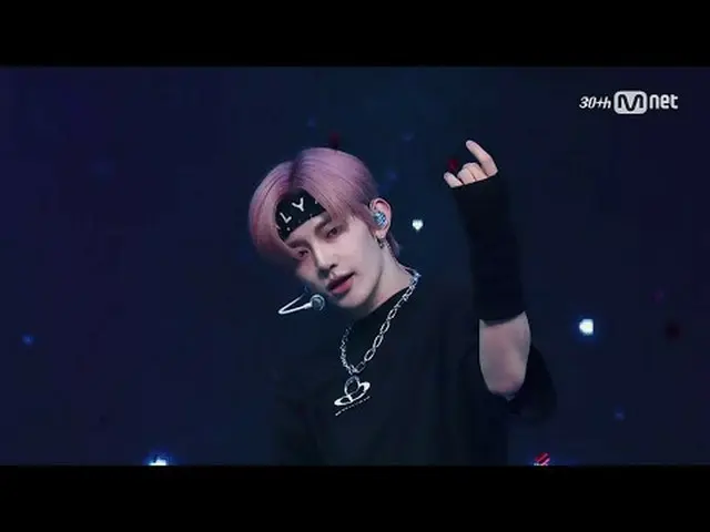 티빙에서 스트리밍 :  <br><br>M COUNTDOWN｜Ep.878<br>제로베이스원_ _  - 로드 무비 (힙합 버전) (제로베이스원_ _