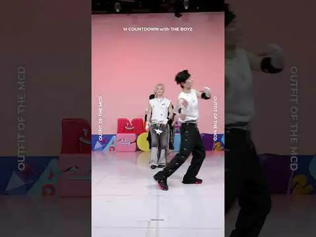 ▶ Mnet 유튜브 구독하기:  <br><br>Like Facebook and Twitter for more k-pop news<br> <br>