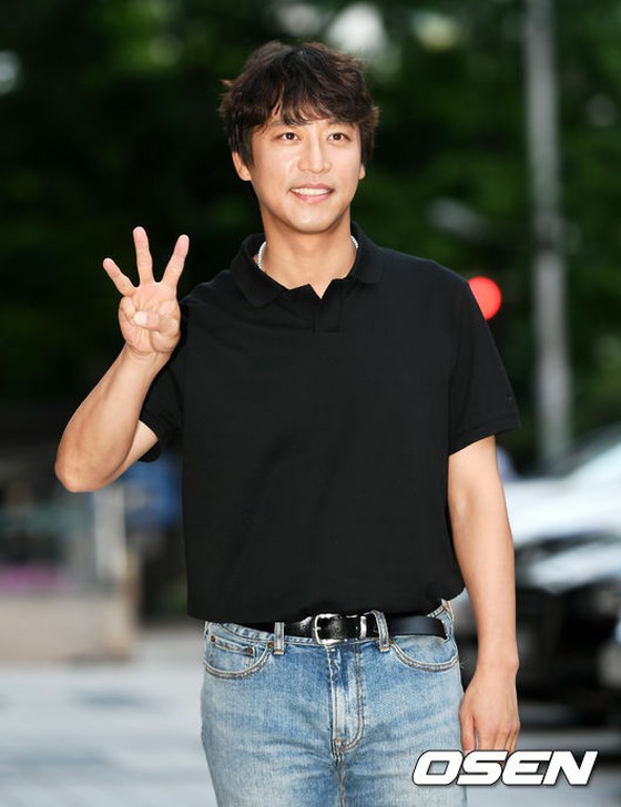 [공식] '사랑의 불시착'배우 오만석 신종 코로나 감염자와의 접촉 확인 검사에 = 내일 (21 일) 오전에 결과 판명