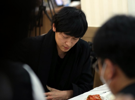 강동원, '영화 속 엄마' 배은심 여사의 통야에 '비통한 생각'