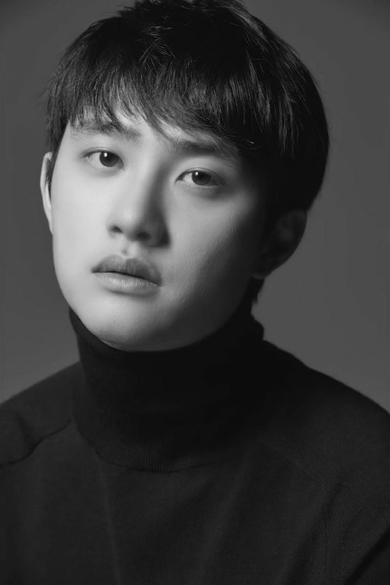 배우 도경수 ('EXO' DO) 팬클럽, 30세 생일 기념에 2천만원 기부… 선량한 영향력
