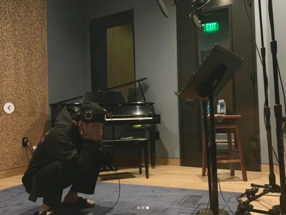 「방탄소년단」SUGA,슈퍼 녹음 중에 주저앉아서'지켜보고 있던 RM의 한마디'