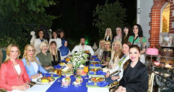 터키 종교 지도자에게 징역 8658년 형… ‘성폭행’ ‘미성년자 학대’ ‘인권침해’ 등으로 = 한국보도