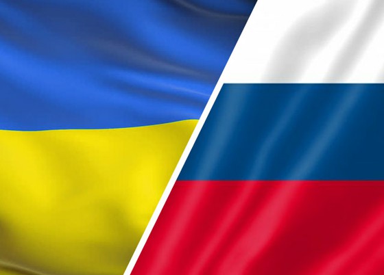 폴란드 대통령 "우크라이나는 자국을 방어"… "충돌은 러시아의 책임"