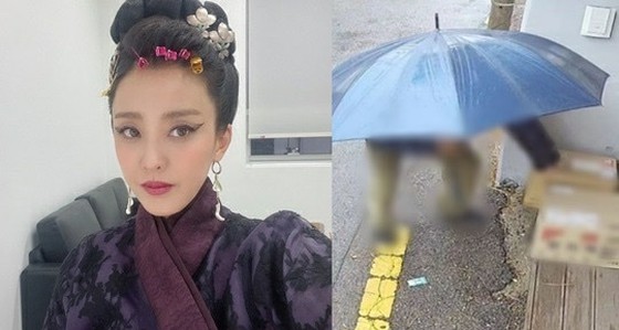 여배우 박은혜, 택배 도둑 방범 카메라 영상 공개… 우산으로 얼굴을 숨기고 ‘상습범’