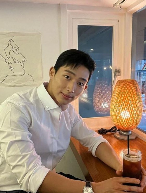 "왜 제이미를 속이는 거야!" 복수 여성과의 바람을 암시받은 '강철부대2' 출신 연인에게 누리꾼들은 분노 폭발