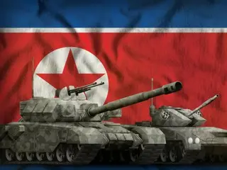 북한에서 올해 세 번째 군사 퍼레이드, 김 총서기 딸의 착석 위치로 변화=한국 정부는 동향 주시