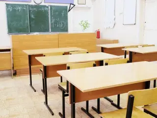 중국·호남성, 초등학교 교사가 “해답 잘못했다” 아동에게 체벌? …교육국 “해당 교사를 직무 정지로” = 중국 보도