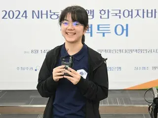 바둑의 나카쵸 스미 3단, 소속 팀 '히라자와 브레인 시티'가 홈그라운드에서 단독 1위에