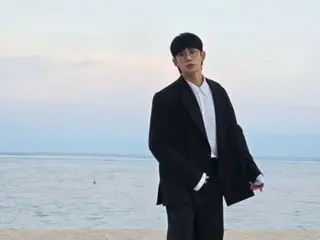 Jung HaeIn, 멋지지만 귀엽다 ... 세련된 정장에 반올림