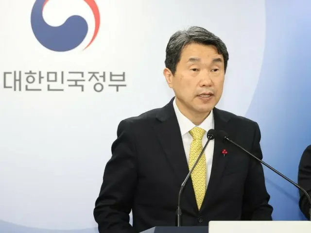 한국 대통령의 '대행 대행 대행'이 국정 운영을 담당하는 이례적인 사태