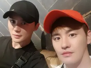 Jun Su (Xia)의 형 김무영, 결혼과 출산을 고백… '쌍둥이 탄생'