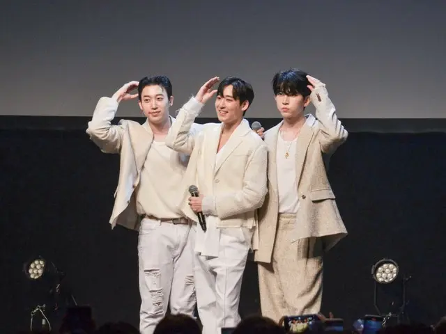 【오피셜 레포】 「UKISS」훈&Kevin&Kiseop, 약 8년만 재집결의 스테이지에 환희!팬 라이브 도쿄 공연 첫날 리포트가 도착
