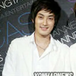 KANGTA（H.O.T.）