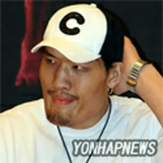 Choi HongMan