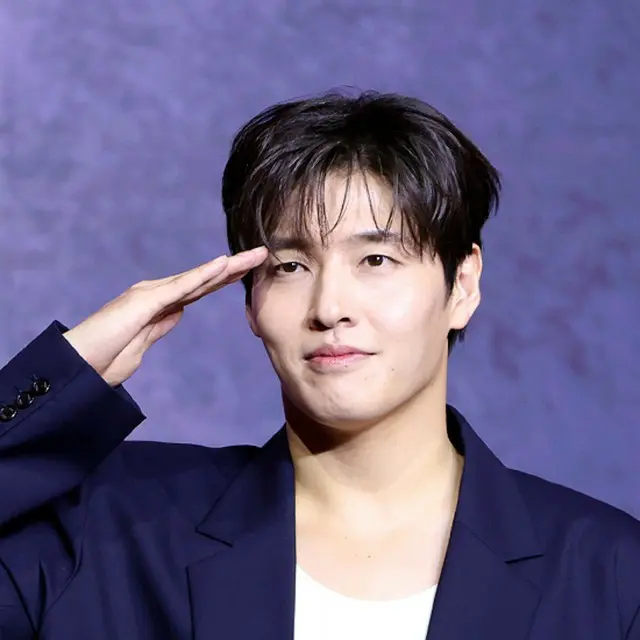 Kang HaNeul（ヒヨル）