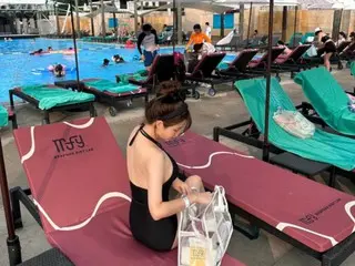 'FTISLAND' 최민환의 아내 유희, 3아의 엄마라고는 생각되지 않는 멋진 수영복 차림