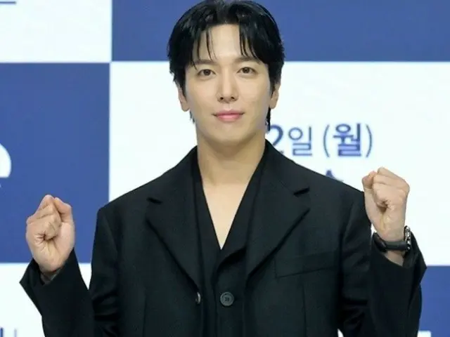 '씨엔블루' 정용화, 방랑자 생활을 고백... "인테리어 때문에. 호텔은 비싸서"