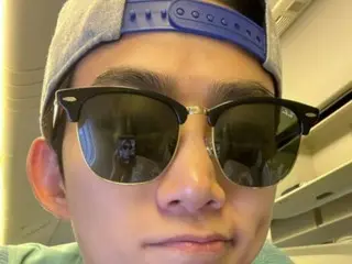 '2PM' 옥택연, 선글라스에서 들여다보는 눈동자에 두근…소년 같은 매력으로 마닐라에 GO!