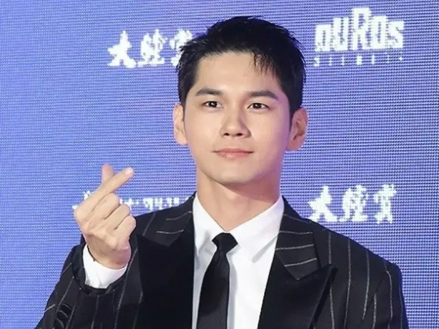 '군복무중' 옹성우, 새 드라마 '힘이 강한 여자 강남승'의 제작발표회에 영상으로 등장해 인사말