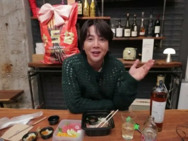 Jang Keun Suk, 라이브 전달로 팬들과 커뮤니케이션… “나에게 없는 유일한 것은 '겸손'”