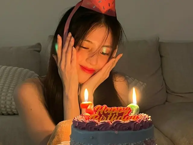 여배우 한서희, 미리 생일파티? …케이크를 앞에 사랑스럽게 폭발