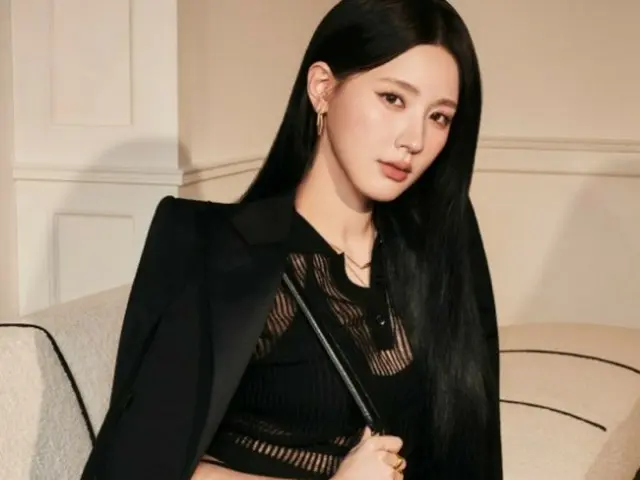 '(G)I-DLE' 미영, 봄 캠페인 그라비아 공개… 1월 만나는 봄 여신