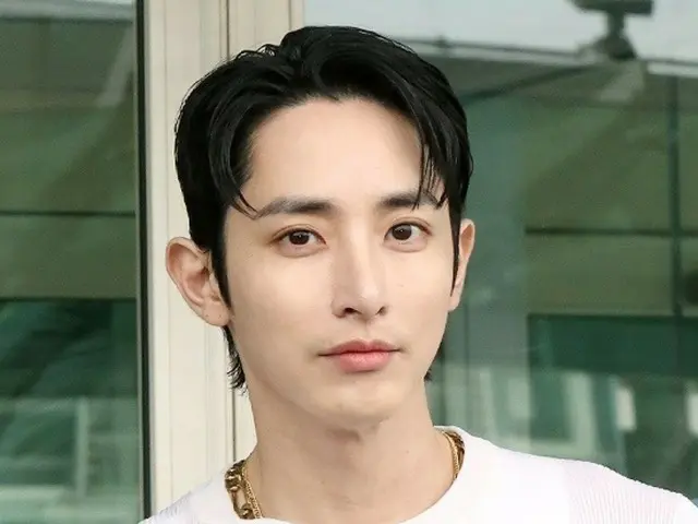 【공항 사진】배우 Lee Soo Hyuk, 공항을 런웨이로 해 버리는 모델 아우라