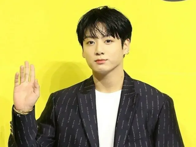 ‘BTS’ JUNG KOOK, “밥도 잘 만들고 있다”고 팬들에게 근황 보고… 취사병이 됐어?