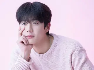 배우 Chae Jong Hyeop, 그라비아 촬영 비하인드 공개…핑크 vs 화이트