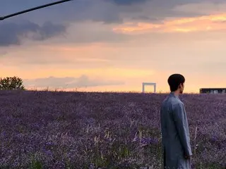 배우 김수현, '눈물의 여왕'의 마지막 장면의 라벤더밭에서...