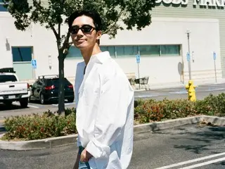 배우 박서준, 흰 셔츠에 데님 팬츠로 상쾌한 매력