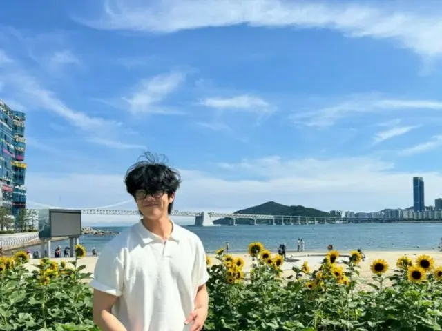 Chae Jong Hyeop, 푸른 하늘처럼 상쾌한 미소… "어디가 해바라기?"