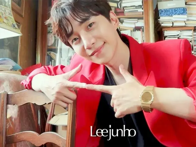 '2PM' Junho, 파리에서 VLOG를 공개…“로맨 가득한 파리에서 보낸 시간”(동영상 있음)
