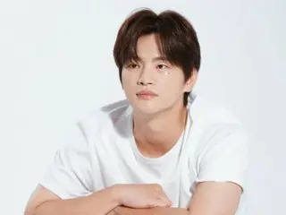 Seo In Guk, 온화하고 따뜻한 눈빛…종합 선물 세트와 같은 비하인드 컷 공개(동영상 있음)