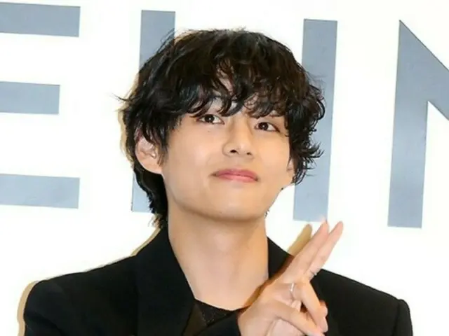 'BTS' V, '전세계 사람들이 올해 가장 검색한 남성 팝스타' 7위에… 마이클 잭슨과 저스틴 비버와 어깨를 나란히