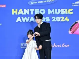 J-JUN, 귀여운 파트너와 함께 "Hanteo Music Awards"레드 카펫 이벤트