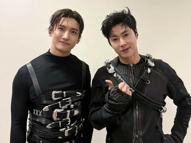 'TVXQ', 멕시코에서 'SMTOWN LIVE 2025' 공연을 마치고 포즈