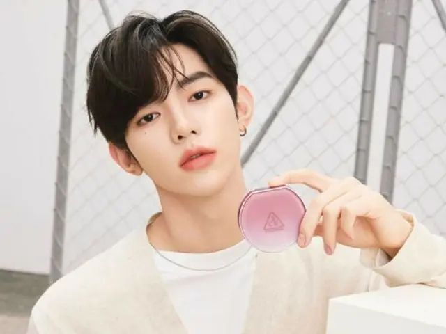 'ZERO BASE ONE' 장하오, 메이크업 브랜드 '3CE'의 중화권 모델로 뽑아