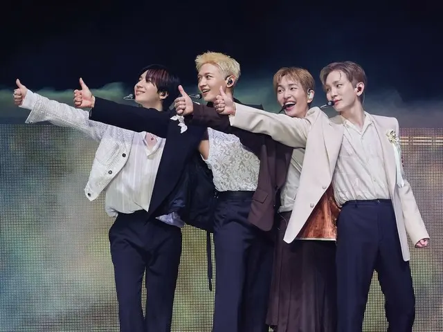 'SHINee', 'SHINee WORLD VII [ESSAY]'를 성황리 종료… KSPO
 DOME의 건축 면적의 10분의 1을 스테이지에 사용(동영상 있음)