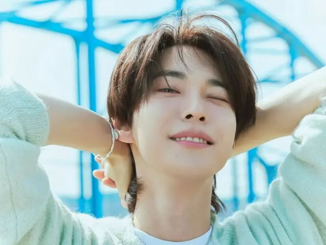 'NCT' DOYOUNG, 새 앨범 타이틀곡 '안녕 우주'로 인사