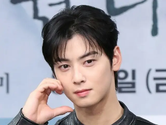'ASTRO' Cha Eun Woo, '얼굴 천재' 비주얼로 '달리면 사는' 촬영 현장을 빛난다