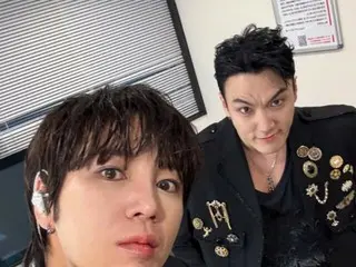 Jang Keun Suk & Bigbrother, 백스테이지에서의 유쾌한 모습 공개… 「RIGHT NOW 2025 뜨거웠던 현장의 열기」(동영상 있음)