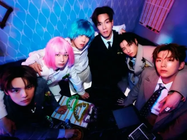 '몬스타엑스', 새 앨범 '더엑스' 콘셉트 포토 공개… 핑크와 블루 가발을 쓰고 유쾌한 분위기