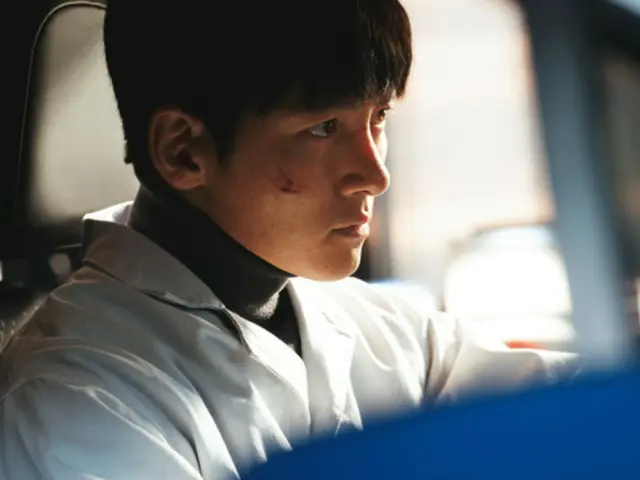 배우 지창욱, '날조된 도시' 캐릭터 스틸 공개… 인생 캐릭터 업데이트 예고
