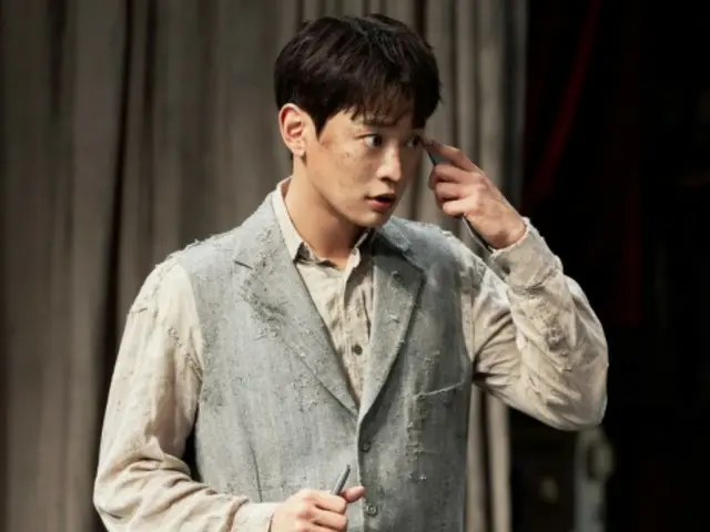 ‘샤이니’ 민호, 오늘(14일) 연극 ‘고도를 기다리며 기다리며’ 최종 공연…“기다리는 의미를 묻는 작품이었다”