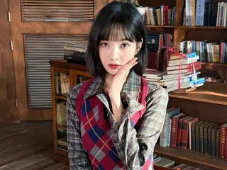 'RedVelvet' JOY, 가을 옷차림으로 멋진 각선미를 피로