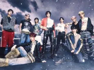 '&TEAM', 오리콘 연간 톱 10에 앨범과 싱글이 동시 랭크 인