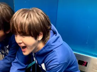 장군석, 이벤트 'FNL'을 마치고 대만족으로 퇴근? … 복도에서 점프!